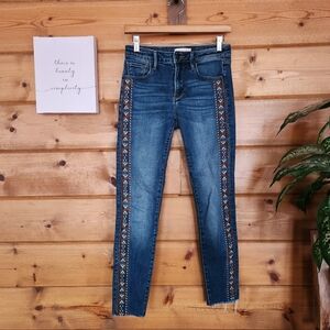 Driftwood Jackie Jeans Southwest Aztec Embroider Raw Hem Skinny Stretch 25 X 28"